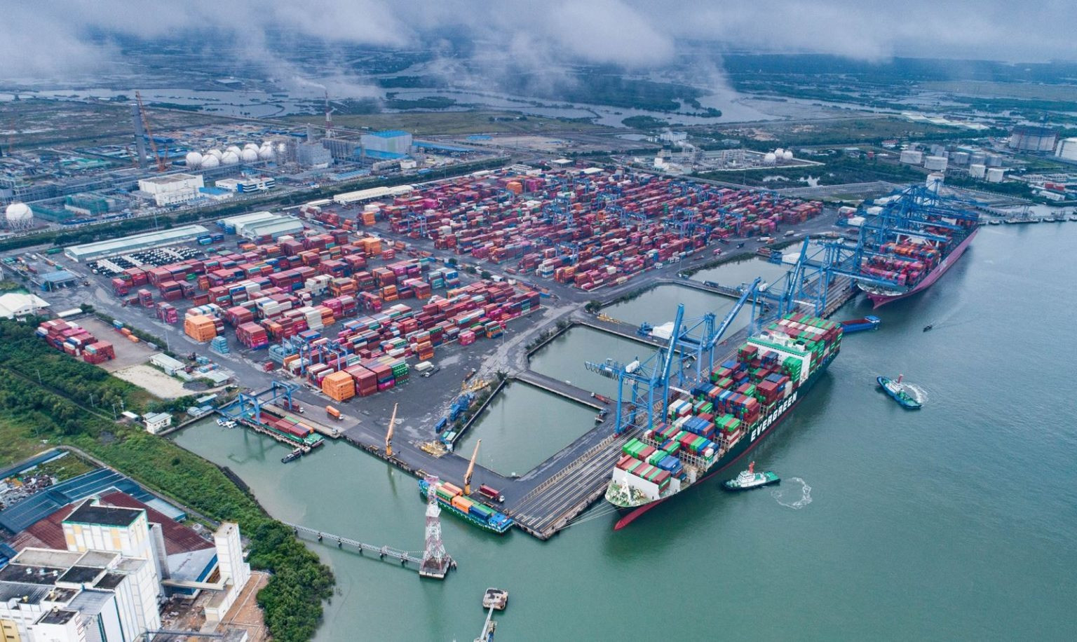 Thực trạng tỉnh, thành phố giáp biển tại Việt Nam