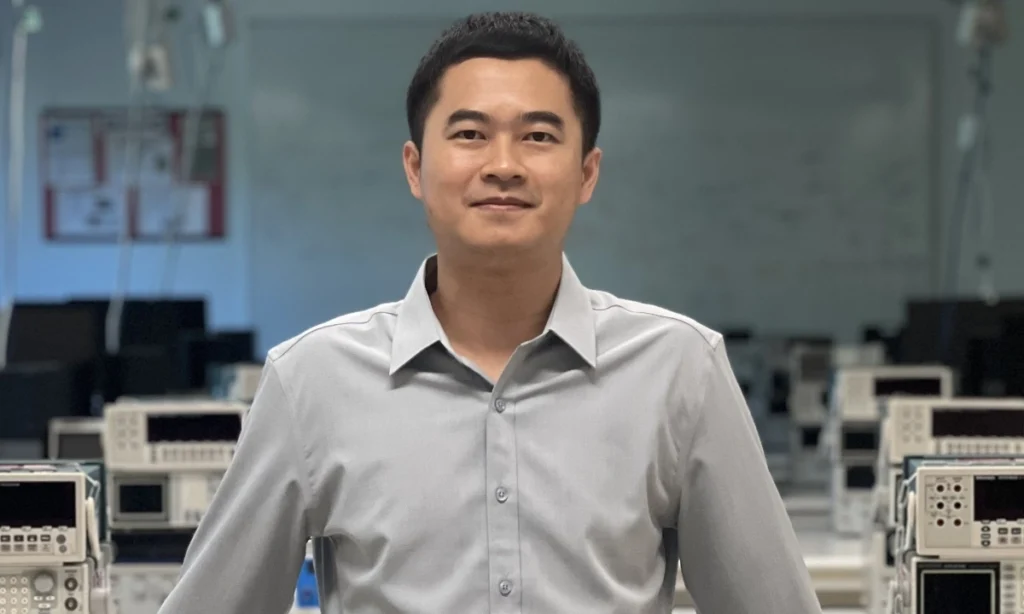Tiểu sử và quá trình học tập của TS Trần Tuấn Sang
